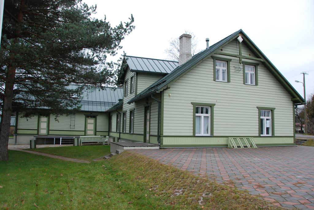 Avinurme Hostel Exterior photo